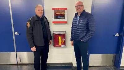 Stop the Bleed FES and Mayor standing by equipment