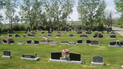 Mountain View Cemetery summer