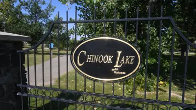 Chinook Lake fence sign